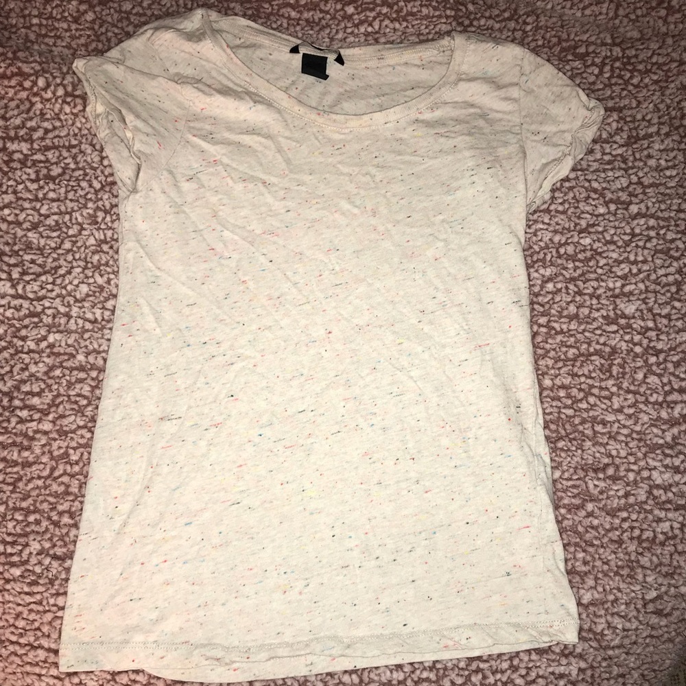 H&M basics speckled tee.